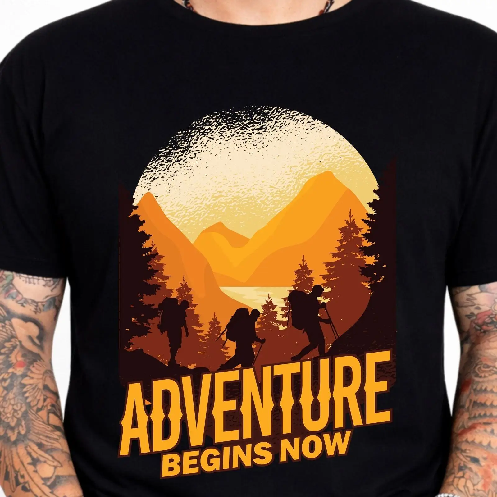 Outdoor Adventure Images - La Aventura Comienza Ahora Camiseta Senderismo
